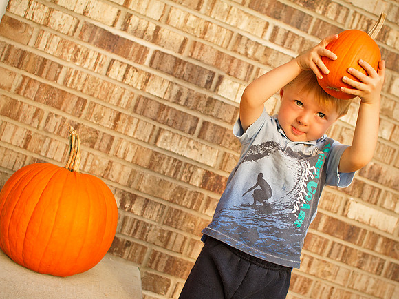 Photo-a-day #283: October 10, 2011 - Pumpkin Head