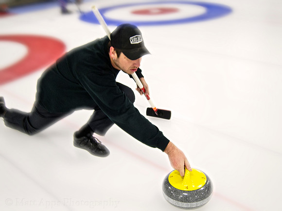 Photo-a-day #307: November 3, 2011 - Good Curling