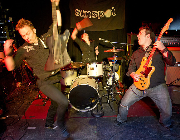 Photo-a-day #85: March 26, 2011 - Sunspot Dues Ex Machina CD Release Party