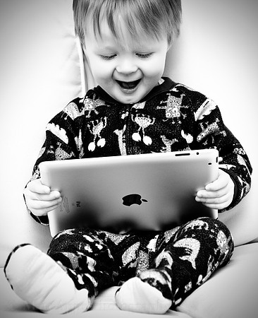 Photo-a-day #81: March 22, 2011 - Ian and the iPad 2