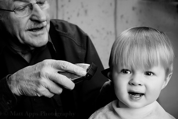 Photo-a-day #16: January 16, 2011 - The Haircut