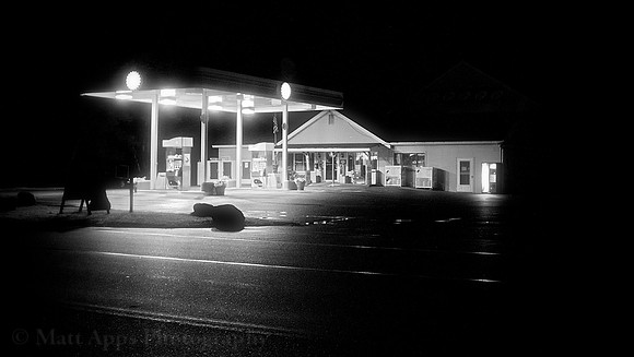 Photo-a-day #267: September 24, 2011 - Lost Gas Station