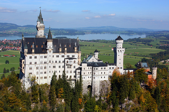 Neuschwanstein castle in autumn, Bavaria, Germany