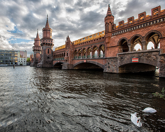 Photo-a-day #131: May 11, 2014 - Oberbaum Bridge