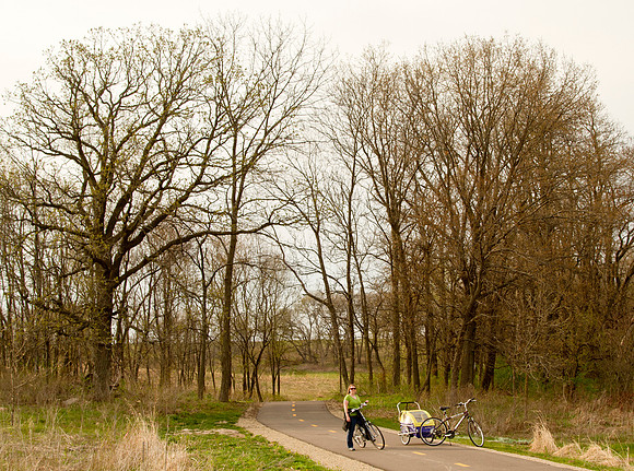 Photo-a-day #128: May 8, 2011 - Mother's Day Biking